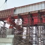 Launching girder